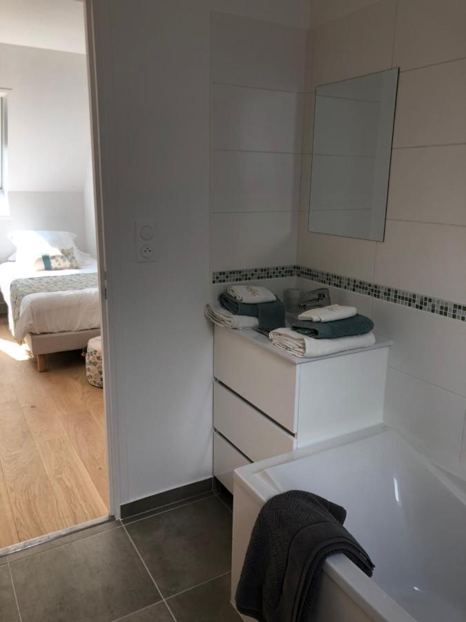 Chambre D'Hotes Le Domaine De La Vallee Saint-Martin-de-Varreville Eksteriør bilde